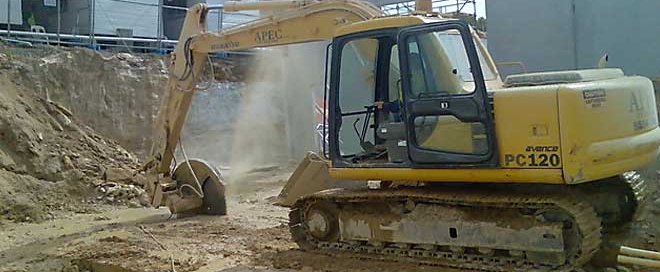 APEC rock saw excavator hire